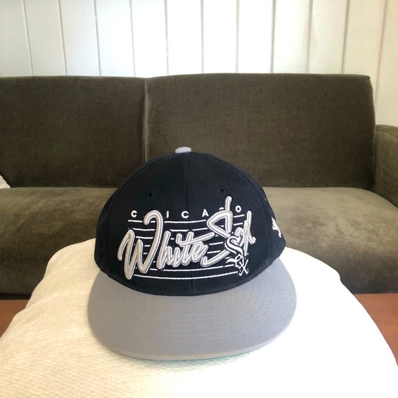 Chicago White Sox SnapBack - Picture 1 of 8